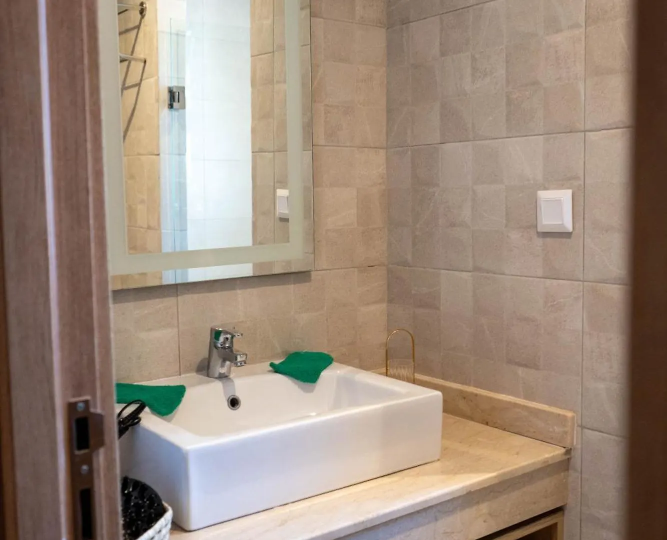 Magnifique Appartement Moderne De 2 Chambres Avec Piscine A 10 Min Du Centre De Marrakech Μαρακές 0*,